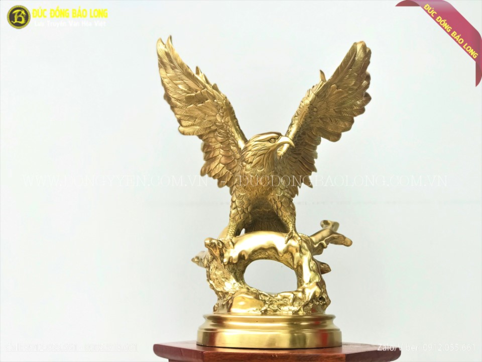 tượng đại bàng bằng đồng