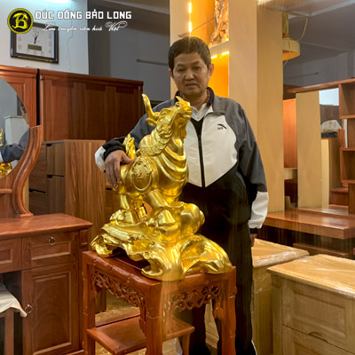 Tượng Trâu Phong Thủy Đồng Đỏ Dát Vàng 9999 Cao 61cm