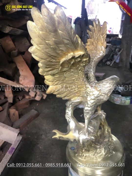 tượng chim đại bàng