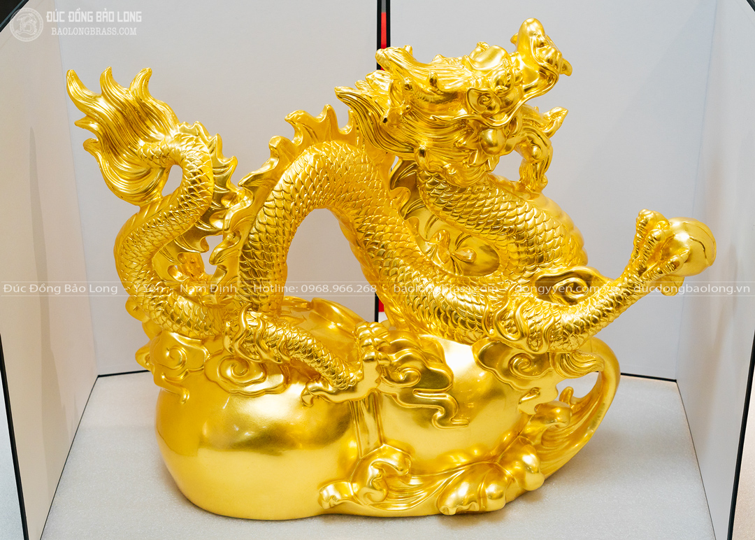 tượng rồng cầm ngọc cưỡi hồ lô bằng đồng dát vàng cao 42cm