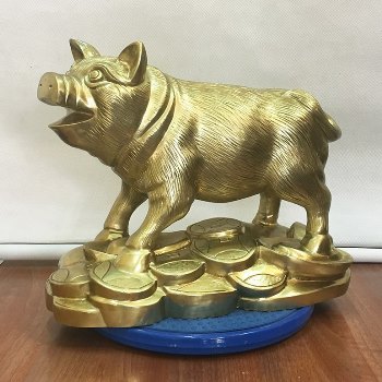 Lợn Phong Thủy Đồng Katut