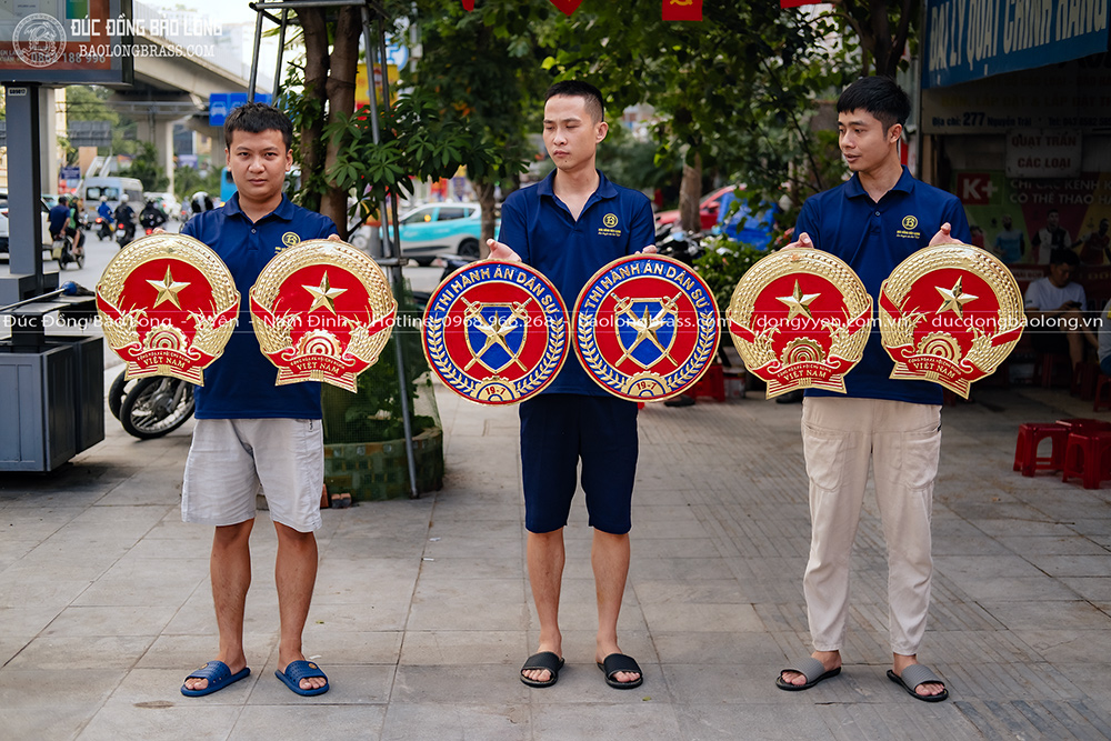 logo Quốc Huy, logo Thi Hành Án cỡ nhỏ bằng đồng đk 40cm