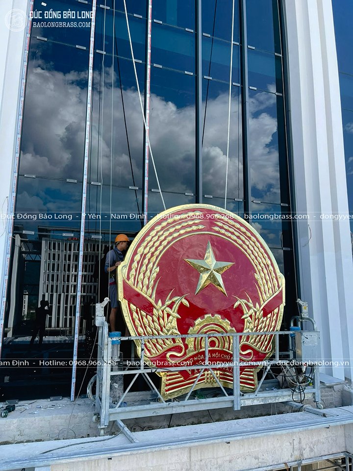 Logo Quốc Huy Bằng Đồng Vàng ĐK 3m2 cho Tỉnh Ủy Cao Bằng