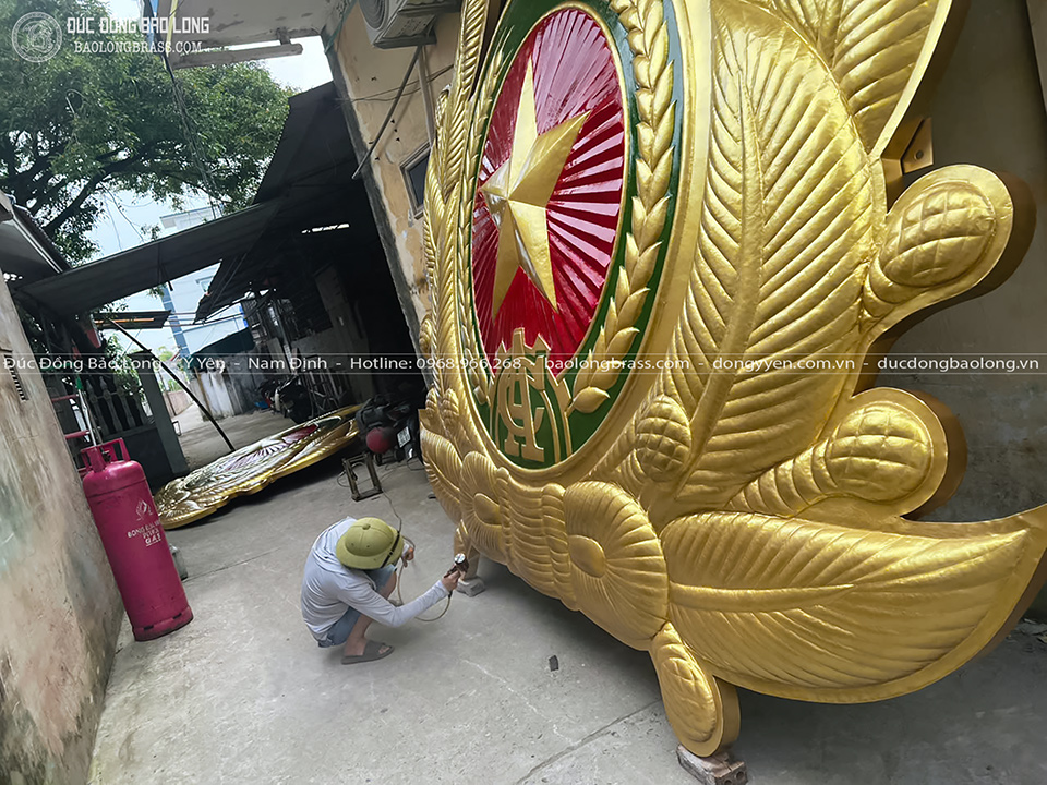 Logo Ngành Công An Bằng Đồng Vàng Kích thước 4m2 x 3m42