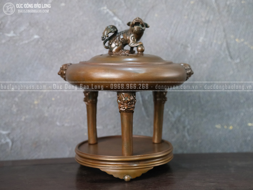 Lư Xông Trầm Dáng Bánh Dày Tai Hổ Phù Đồng Vàng Màu Nâu Trầm Cổ Cao 27cm