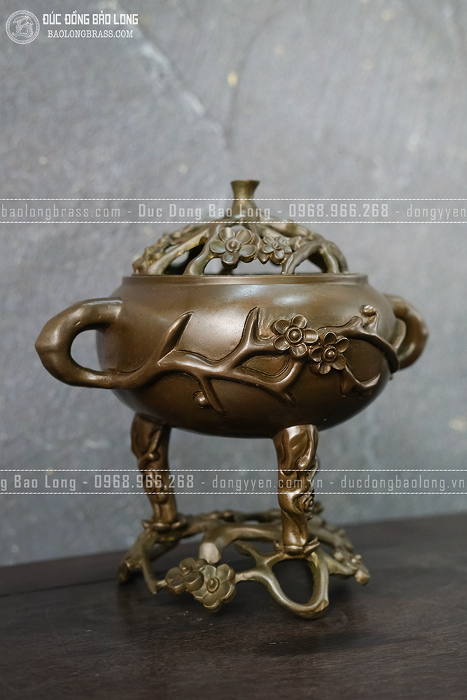 Lư Trầm Hoa Mai Đồng Vàng Màu Nâu Trầm Cổ Cao 20Cm