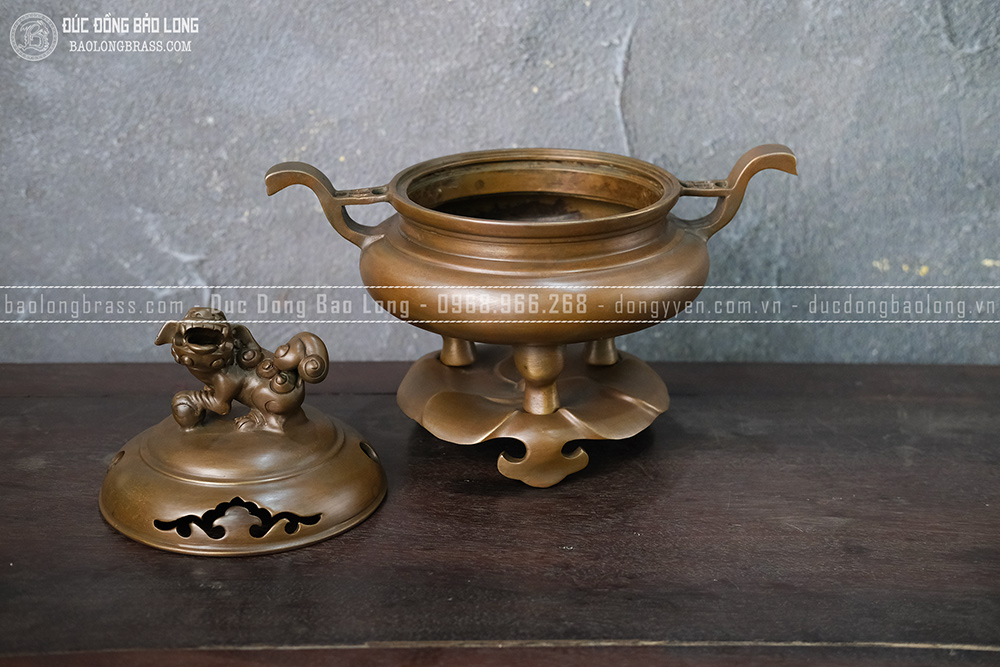 Lư Xông Trầm Tai Trơn Đồng Vàng Màu Nâu Trầm Cổ Cao 25Cm