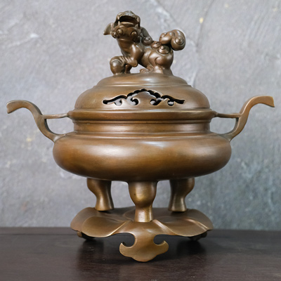 Lư Xông Trầm Tai Trơn Đồng Vàng Màu Nâu Trầm Cổ Cao 25Cm