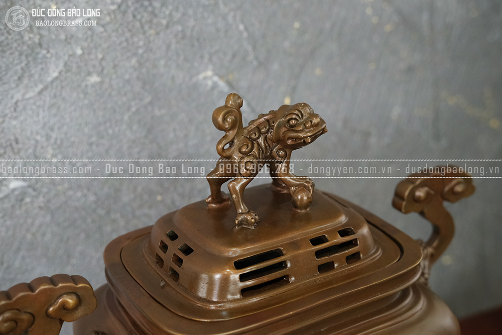 Lư Xông Trầm Chân Tượng Tai Mây Đồng Vàng Màu Nâu Trầm Cổ Cao 35Cm