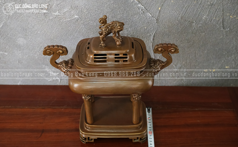 Lư Xông Trầm Chân Tượng Tai Mây Đồng Vàng Màu Nâu Trầm Cổ Cao 35Cm