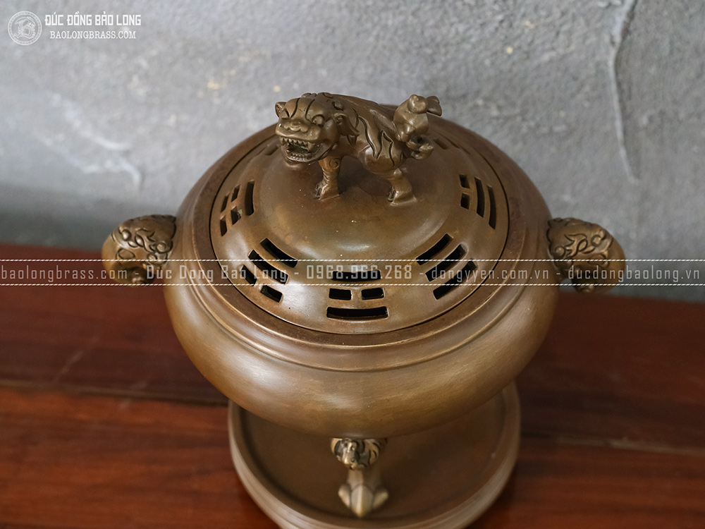 Lư Xông Trầm Chân Dơi đồng vàng màu nâu cổ cao 27cm