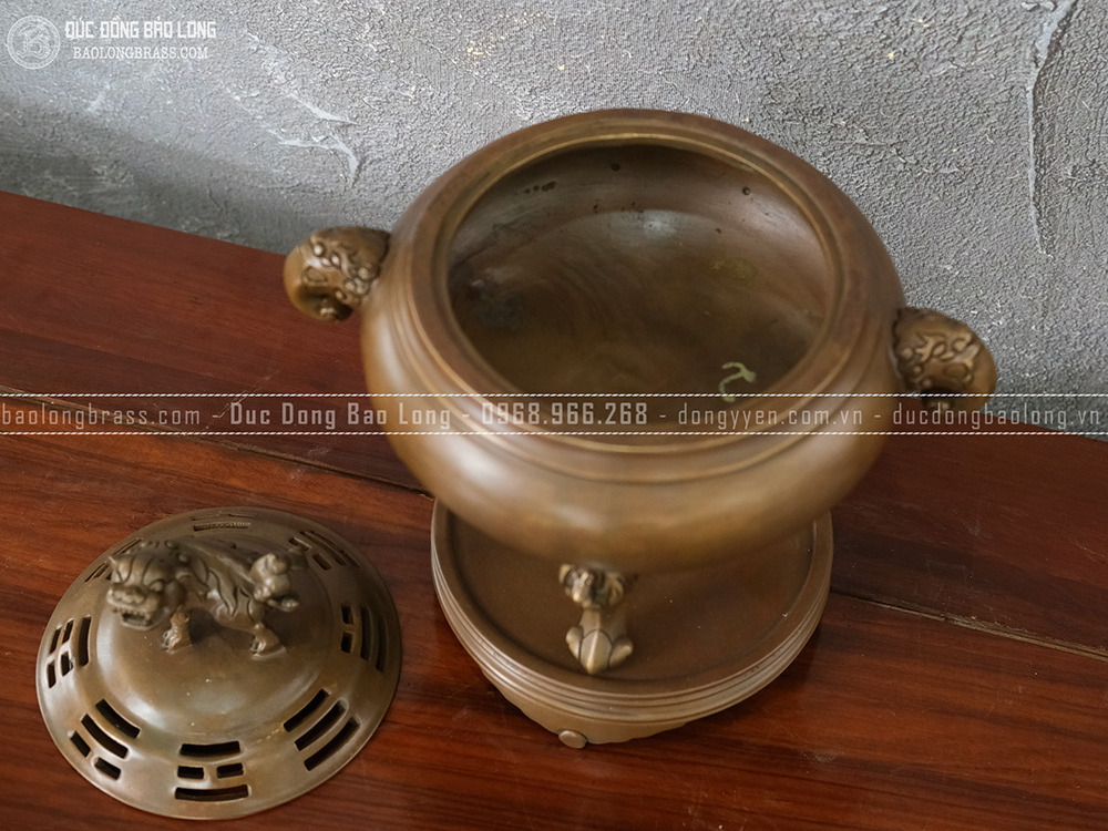 Lư Xông Trầm Chân Dơi đồng vàng màu nâu cổ cao 27cm