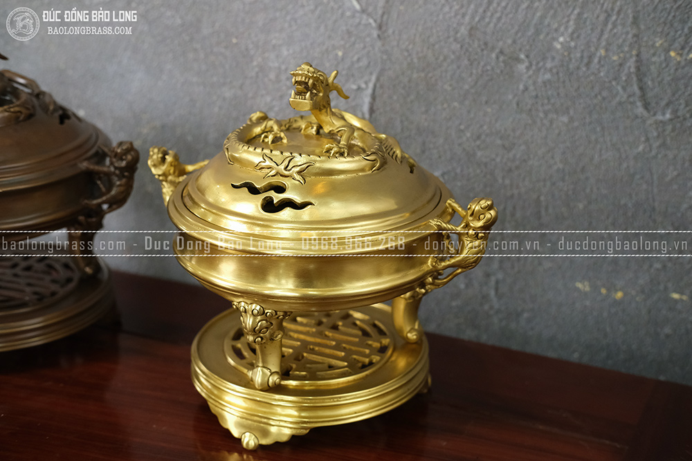 Lư Xông Trầm Nắp Rồng đồng vàng cao 30cm