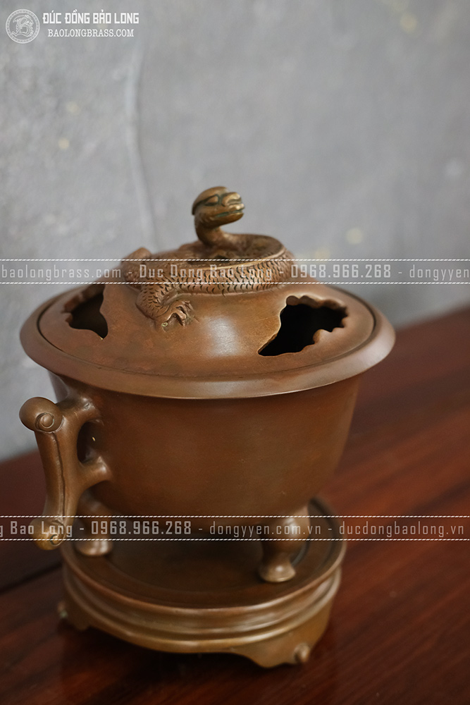 Lư xông trầm nắp rồng đồng vàng màu nâu trầm cổ cao 17cm