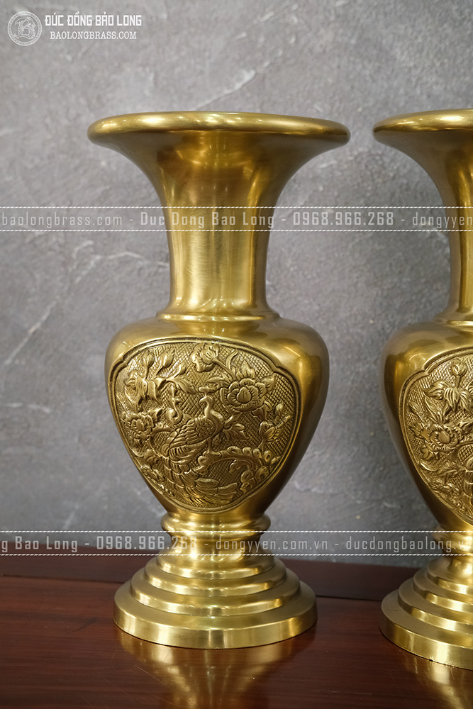 Đôi lọ Hoa Cúc Phú Quý bằng đồng vàng cao 38cm