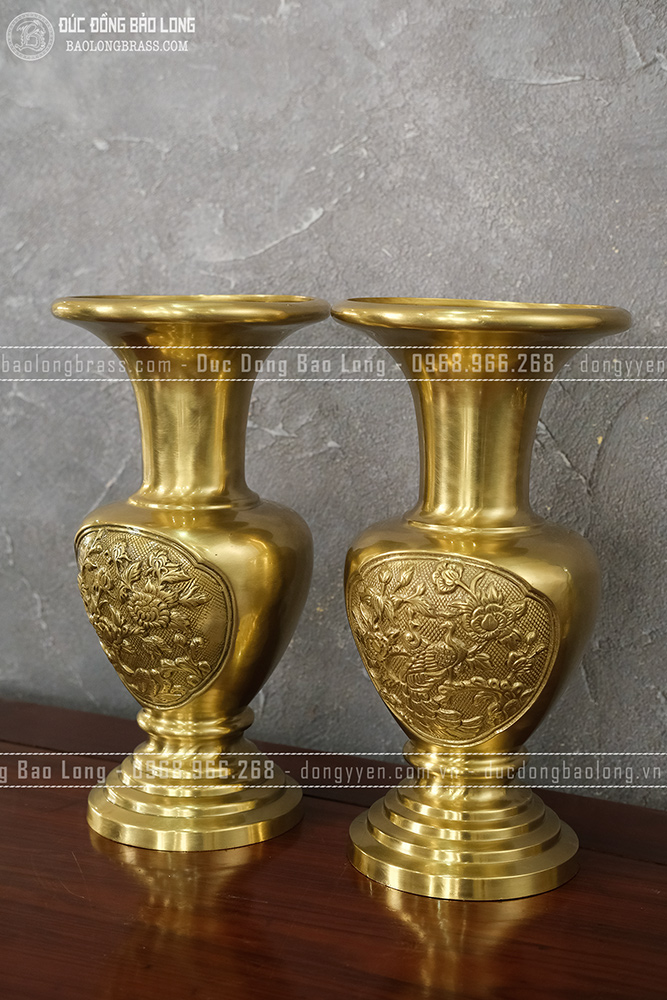 Đôi lọ Hoa Cúc Phú Quý bằng đồng vàng cao 38cm