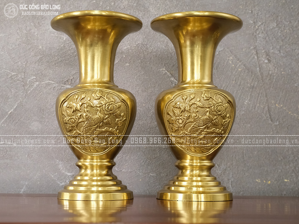 Đôi lọ Hoa Cúc Phú Quý bằng đồng vàng cao 38cm