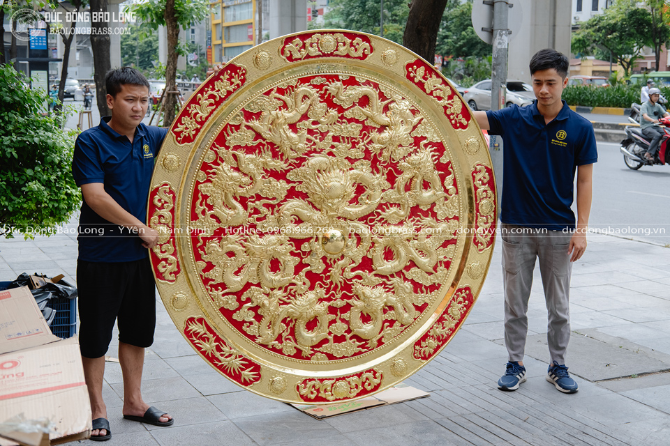 Tranh Mâm Đồng Cửu Long Quần Tranh Châu Bằng Đồng Vàng ĐK 1m88