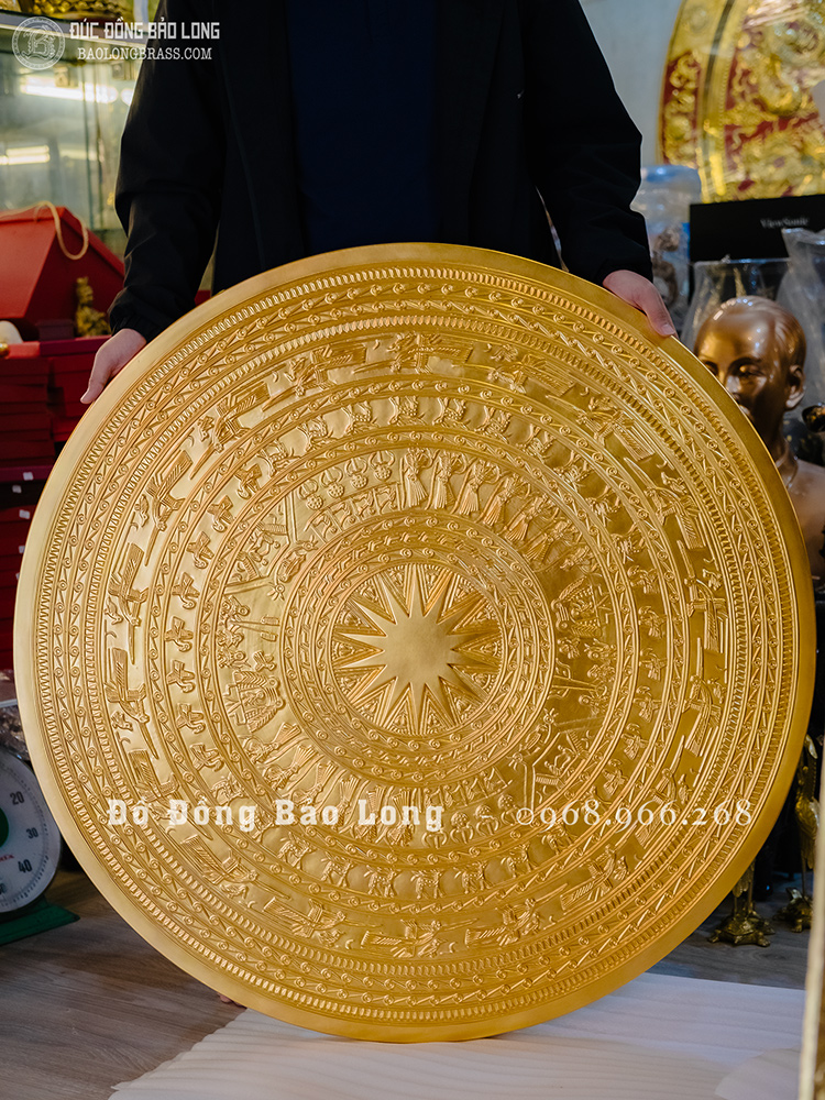 mặt trống đồng đúc nổi bằng đồng đỏ dát vàng 24k đk 1m