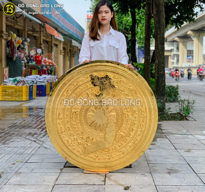 Mặt trống đồng bản đồ Việt Nam đường kính 1m mạ vàng 24k
