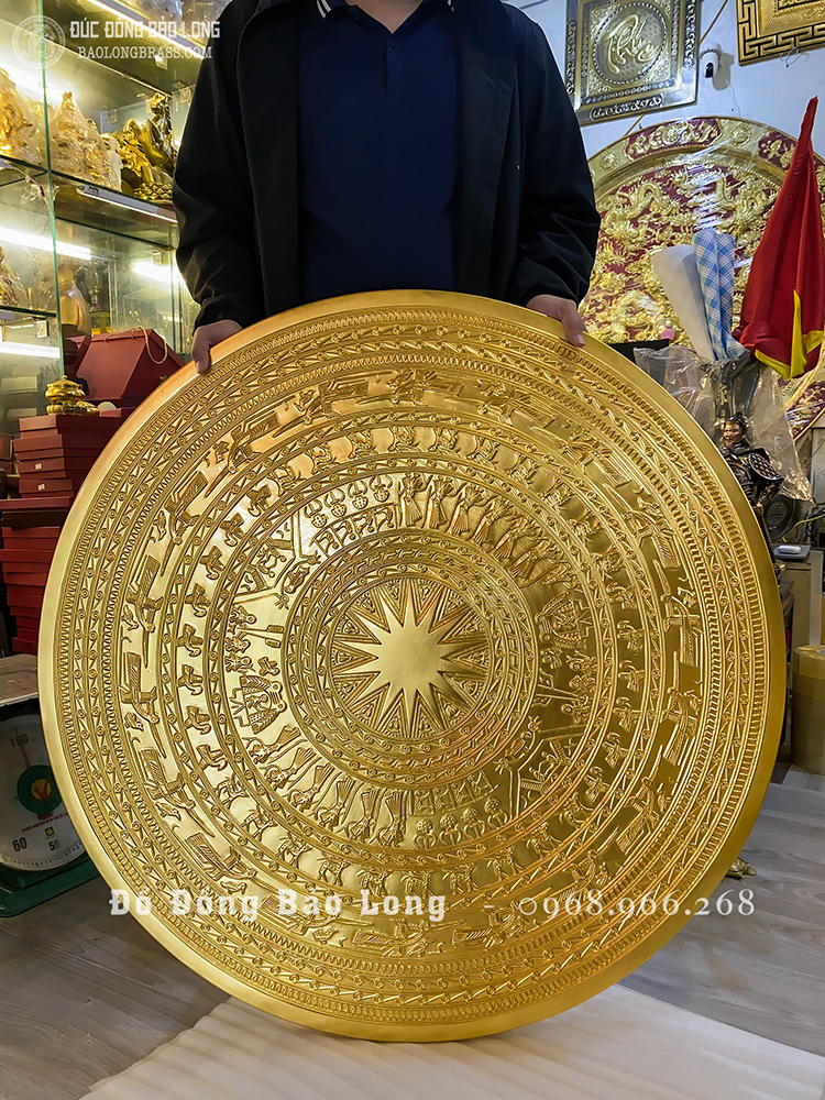 mặt trống đồng đúc nổi bằng đồng đỏ dát vàng 24k đk 1m