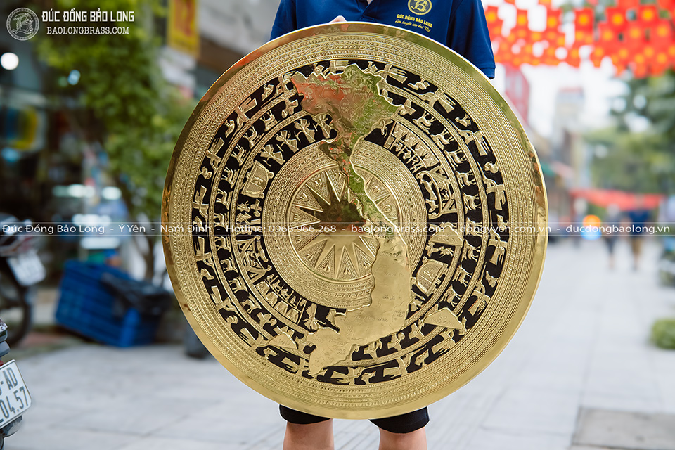 Mặt Trống Đồng Hình Bản Đồ Việt Nam Mới 34 Tỉnh Thành ĐK 80Cm Gò Thủ Công Bằng Đồng Vàng