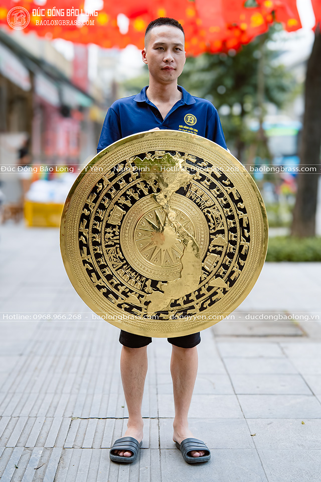 Mặt Trống Đồng Hình Bản Đồ Việt Nam Mới 34 Tỉnh Thành ĐK 80Cm Gò Thủ Công Bằng Đồng Vàng