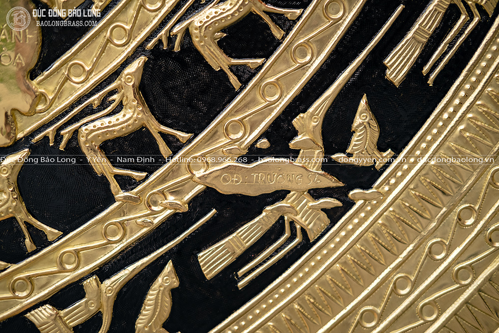 Mặt Trống Đồng Vàng Gò Chạm Bản Đồ Việt Nam 34 Tỉnh Thành Mới ĐK 1m5