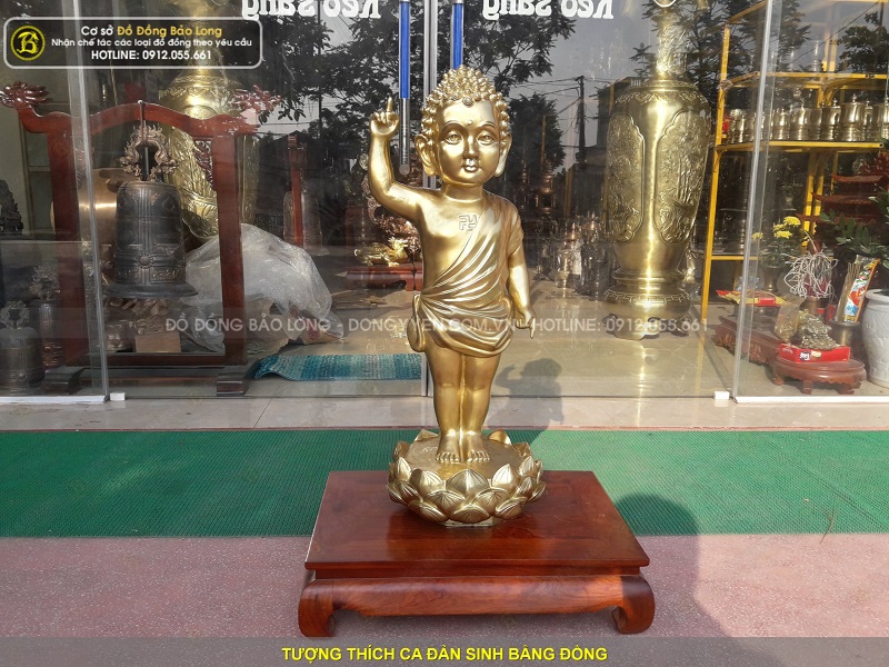 giá tượng thích ca đản sinh bằng đồng