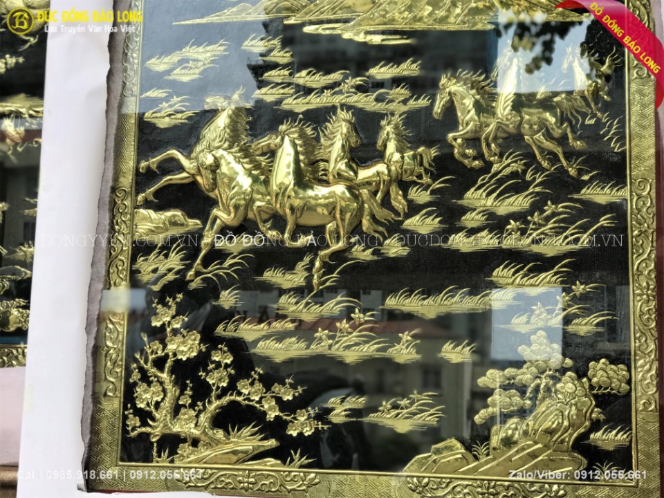tranh bát mã bằng đồng