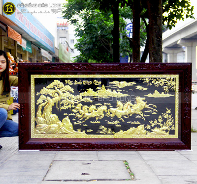 Tranh Bát Mã mạ vàng 24k khung gỗ gụ 1m76 cho khách Hà Nội