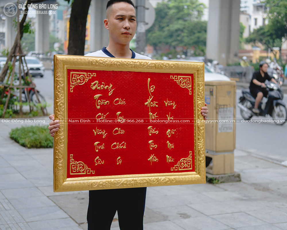Tranh Chữ Hàng Đặt Theo Yêu Cầu Dát Vàng 24K Khổ 88cm x 69cm