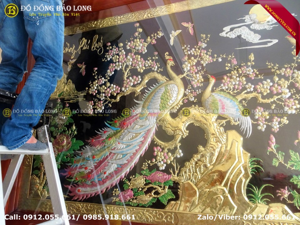 tranh công mai bằng đồng