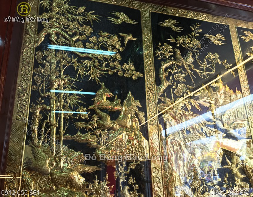 trong từng bức lại có cả tùng cúc trúc mai