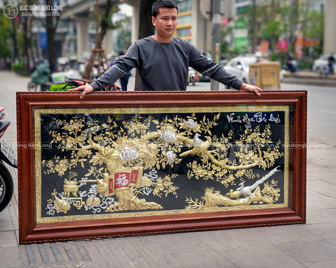 tranh đồng vinh hoa phú quý dát bạc kích thước 2m11 x 1m01 khung gỗ đỏ