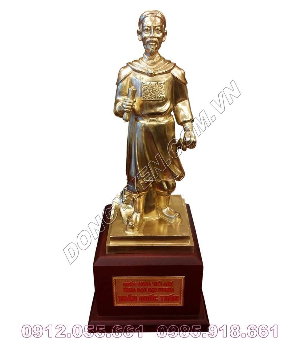 Tượng Trần Hưng Đạo Để Bàn Làm Việc