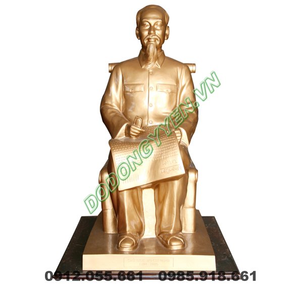 Tượng Đồng Bác Hồ Ngồi Ghế Mây Đọc Báo 60cm