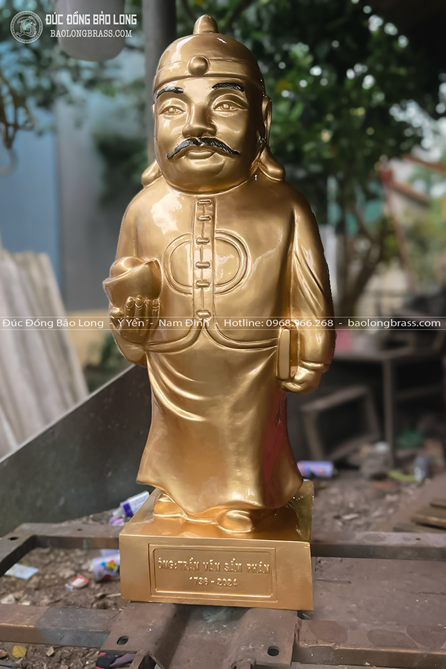 Tượng Quản Gia Bằng Đồng Đỏ Cao 61Cm