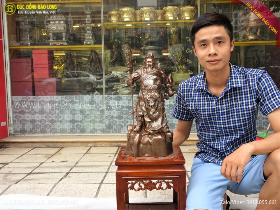 tượng quan công bằng đồng