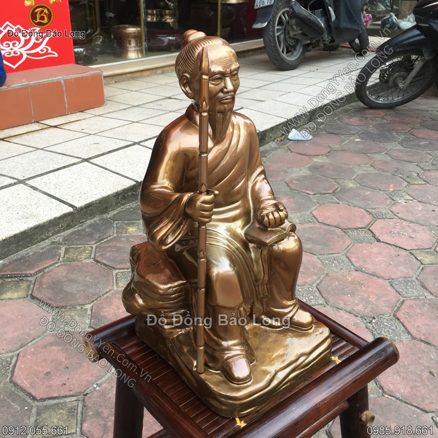 tượng lê huux trác đúc bằng đồng đỏ