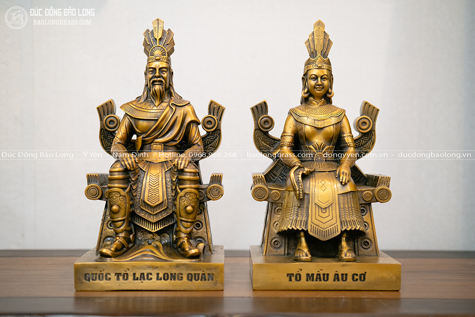 Cặp Tượng Đồng Lạc Long Quân Và Âu Cơ Cao 30Cm Màu Trầm Cổ