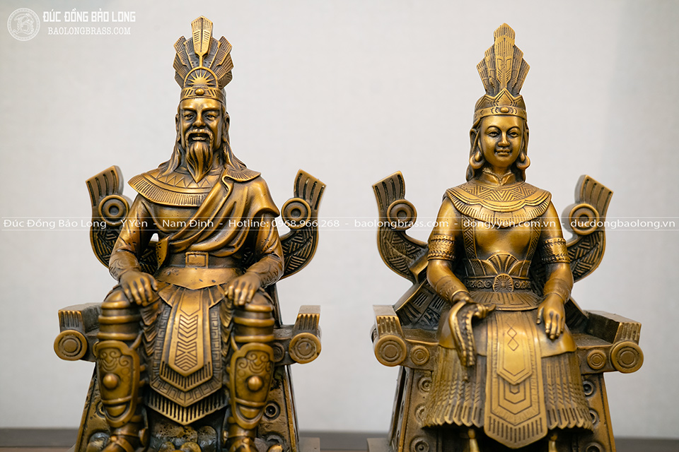 Cặp Tượng Đồng Lạc Long Quân Và Âu Cơ Cao 30Cm Màu Trầm Cổ
