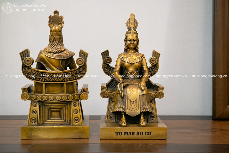 Cặp Tượng Đồng Lạc Long Quân Và Âu Cơ Cao 30Cm Màu Trầm Cổ