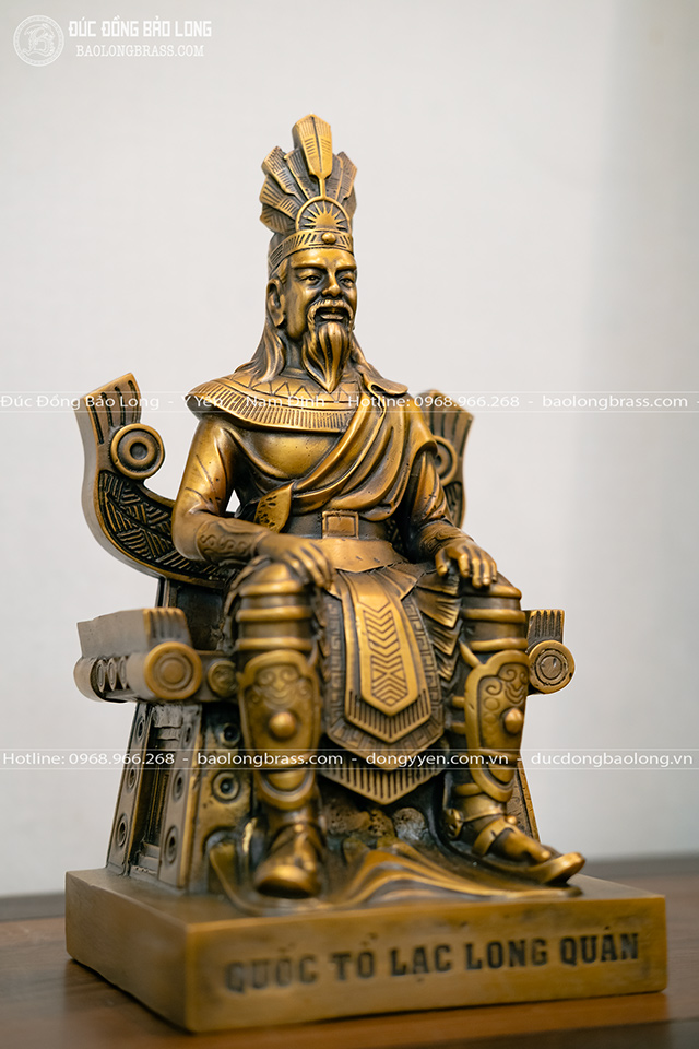 Tượng đồng Quốc Tổ Lạc Long Quân cao 28cm Màu trầm cổ