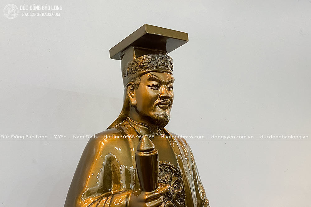 tượng Vua Lý Thái Tổ bằng đồng đỏ cao 89cm