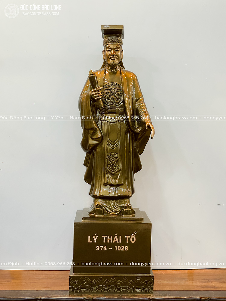 tượng Vua Lý Thái Tổ bằng đồng đỏ cao 89cm