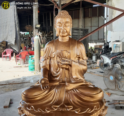 Tượng Phật A Di Đà bằng đồng đỏ dáng ngồi bệ sen cao 1m47
