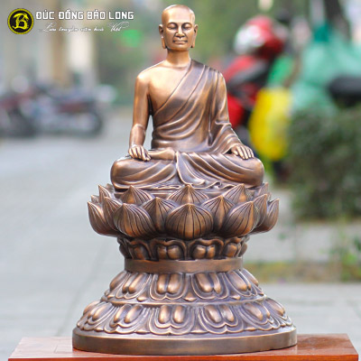Tượng Phật Hoàng Trần Nhân Tông bằng đồng đỏ giả cổ 61cm