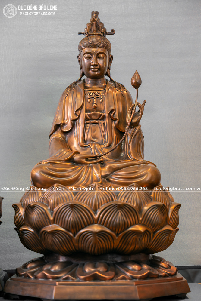 tượng đại thế chí bồ tát bộ tượng tam thánh bằng đồng đỏ màu trầm cổ cao 81cm