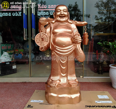 Tượng Phật Di Lặc đứng gánh tiền bằng đồng đỏ 1m27 cho khách Nghệ An
